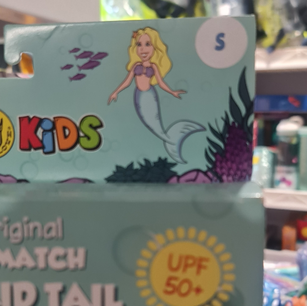 Kids Sz S Swimmable Mermaid Tail NIB - Picture 2 of 4